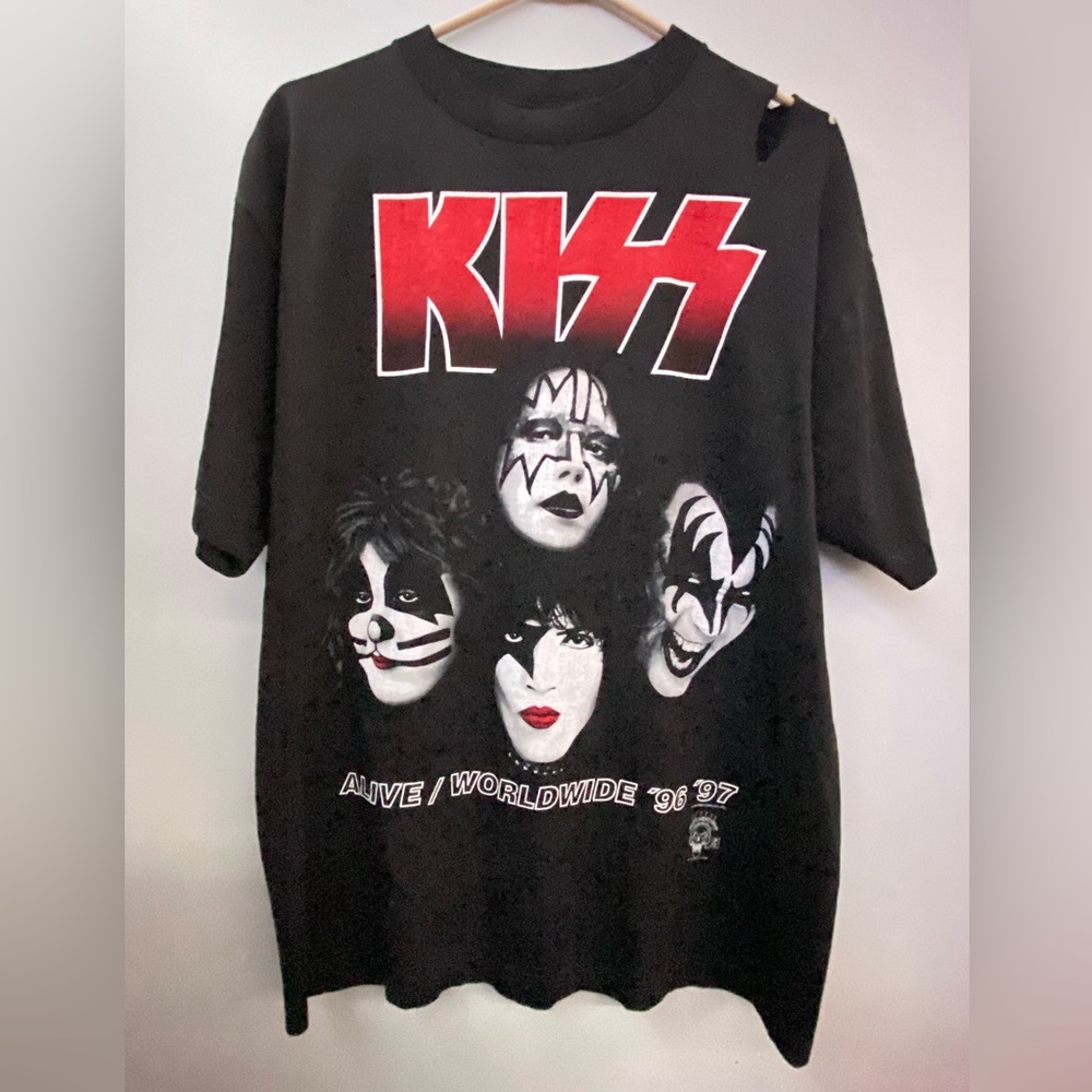 (Read description) Vintage 90s Kiss Alive/Worldwide tour T shirt, (small tears)